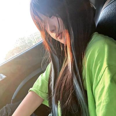 牌坊下的女人